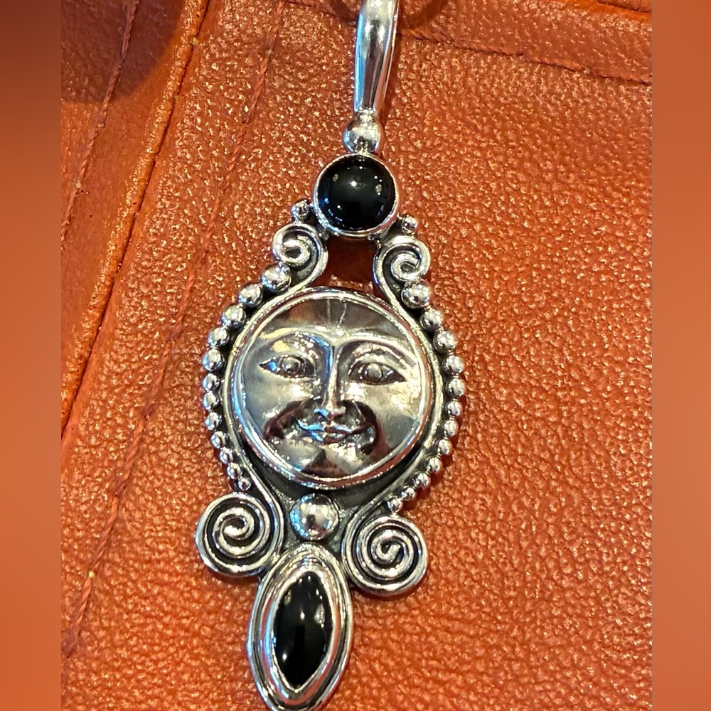 Moon Face Detailed Design Necklace  w/ Black Onyx Gemstones. Round Snake Chain